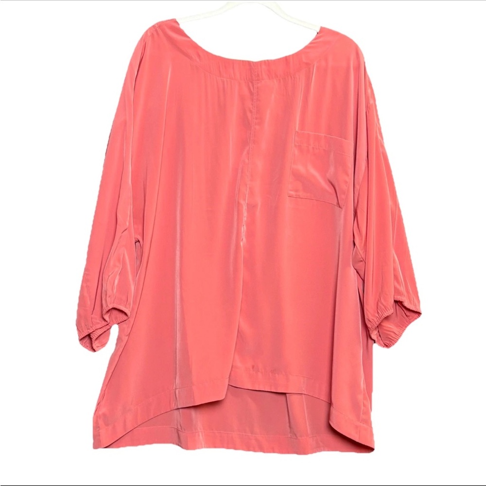 Chico's Soft Ease Penelope Top 3/4 gathered Sleeve Coral Relaxed Fit Sz 3 NWT